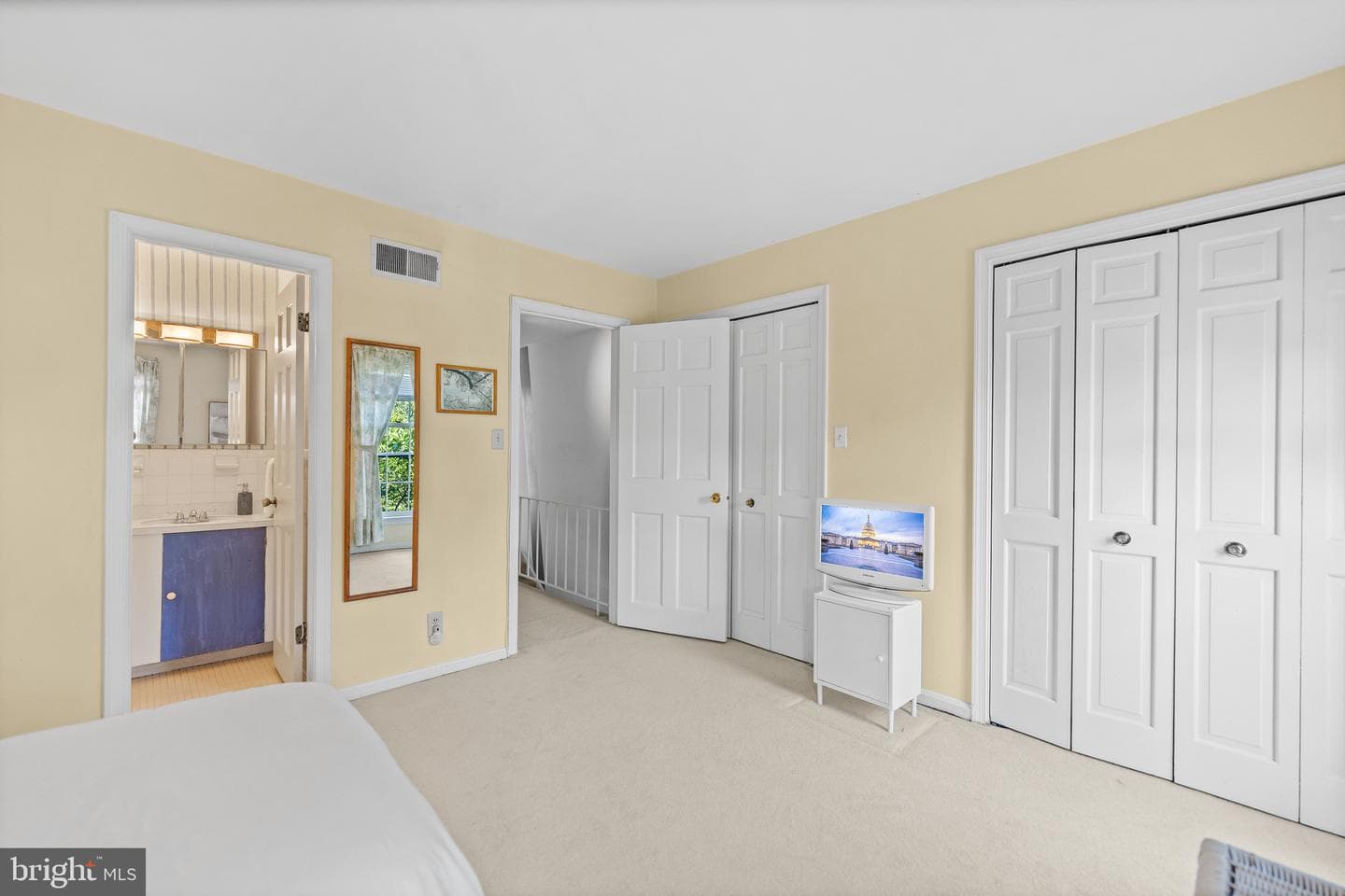 413 D Street SE photo 34