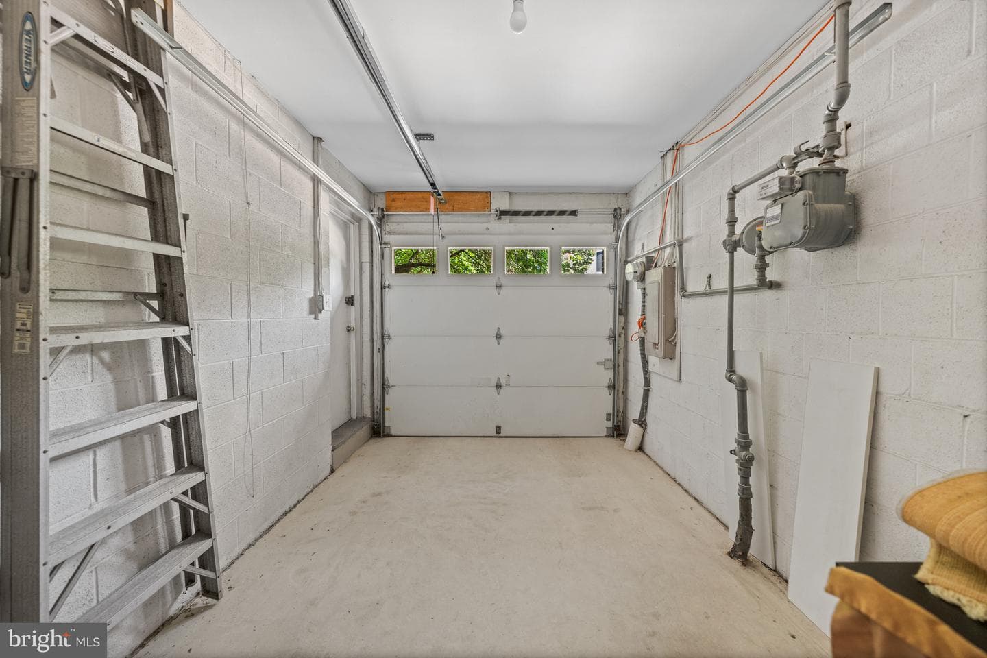 413 D Street SE photo 40