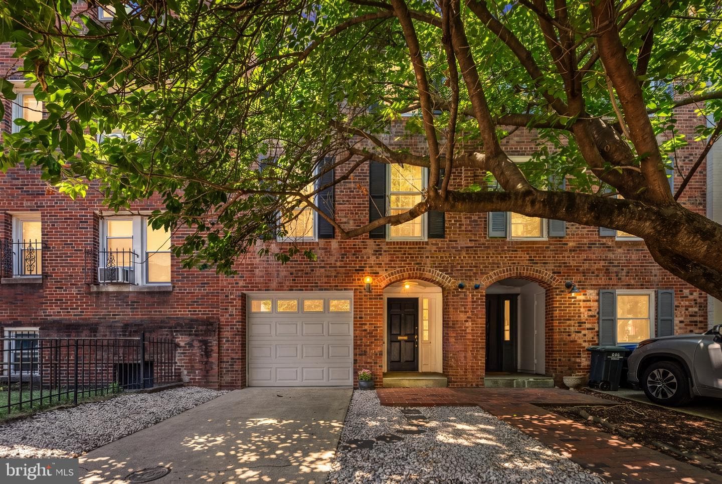 413 D Street SE photo 41