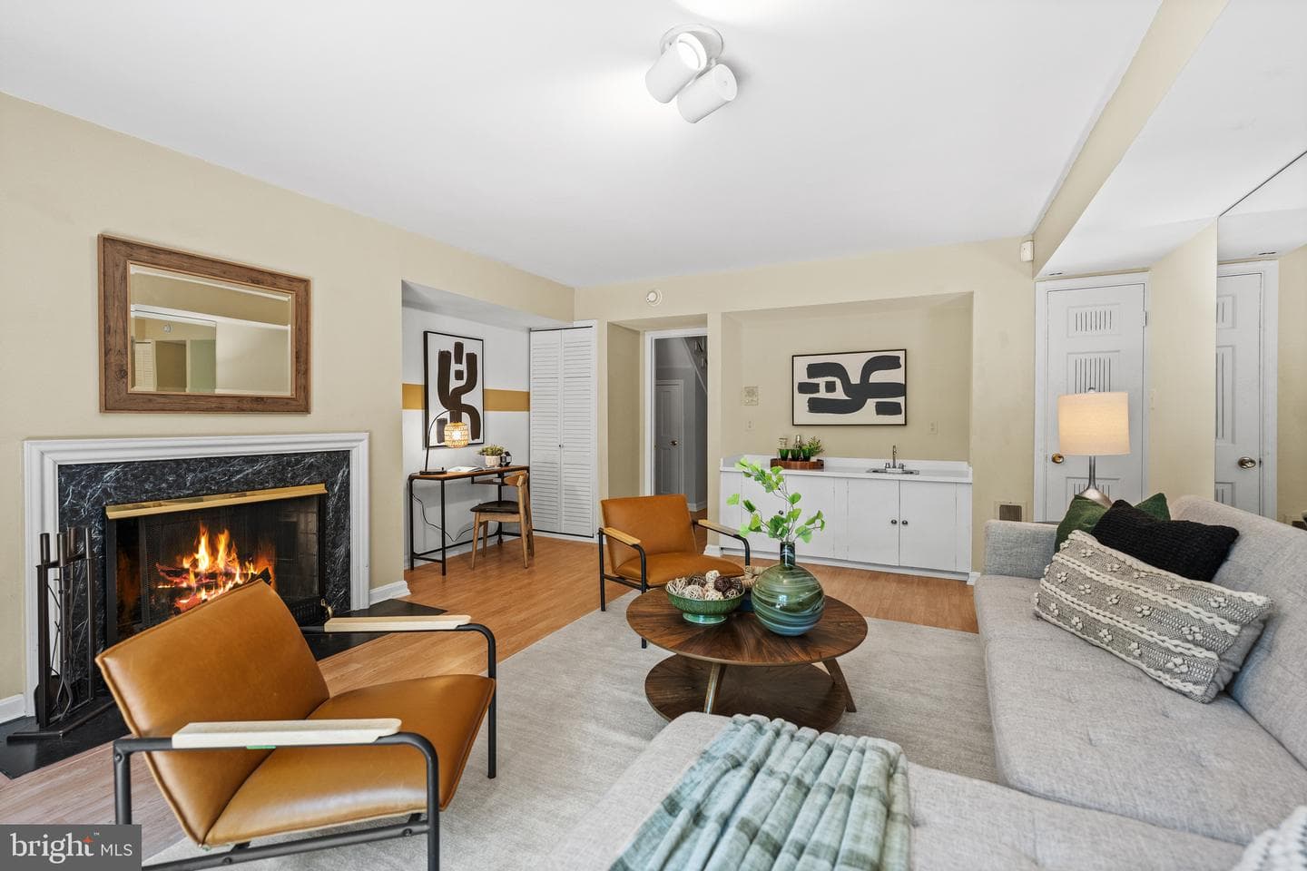 413 D Street SE photo 9