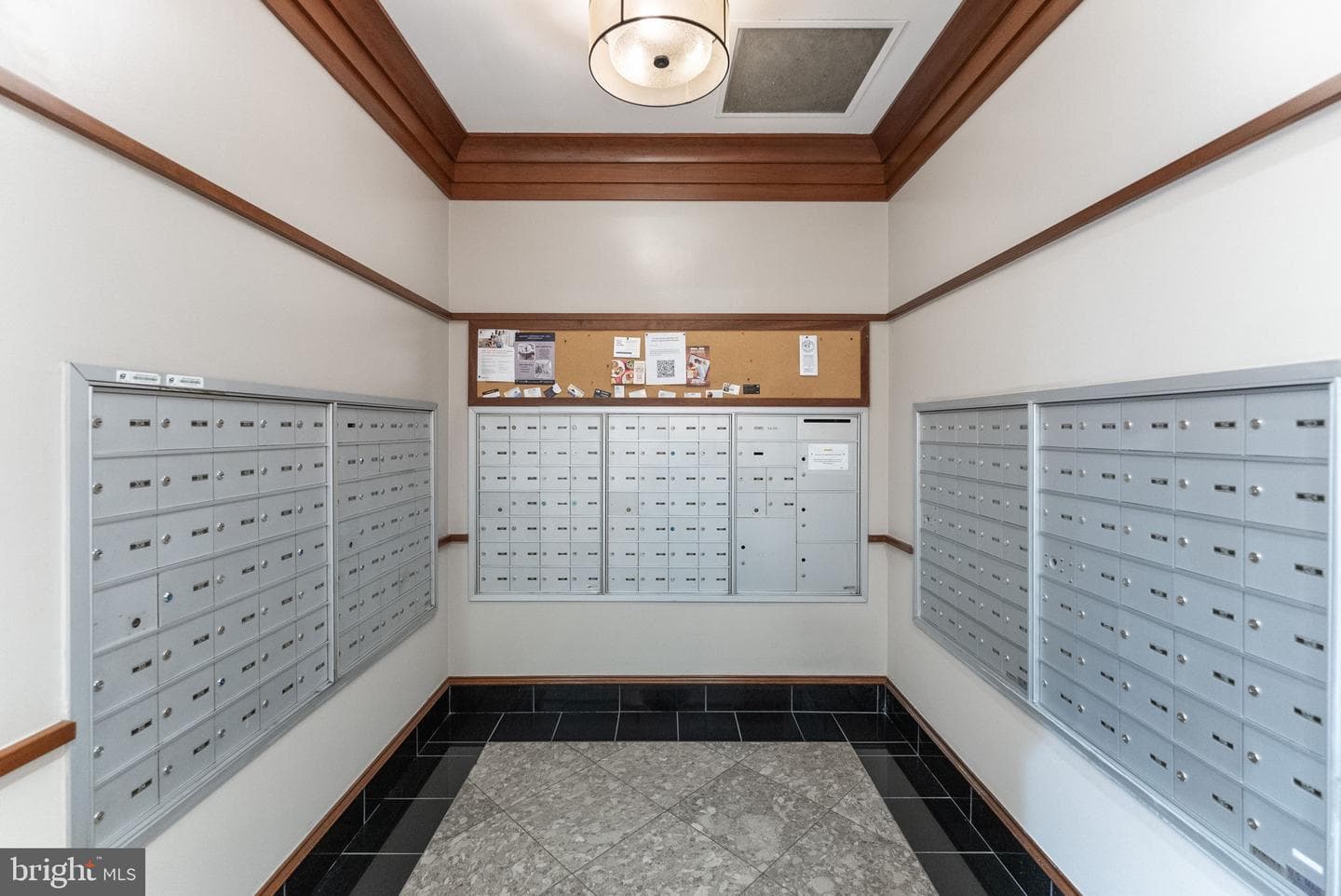 777 7th Street NW #320 photo 31