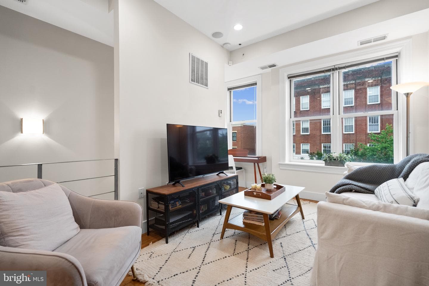 815 T Street NW #b photo 8