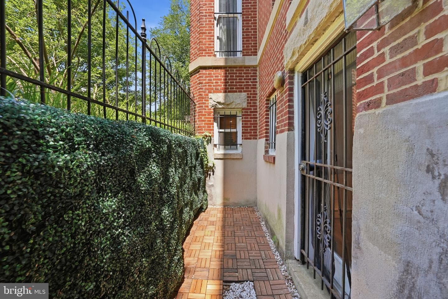 1200 East Capitol Street NE #1 photo 30