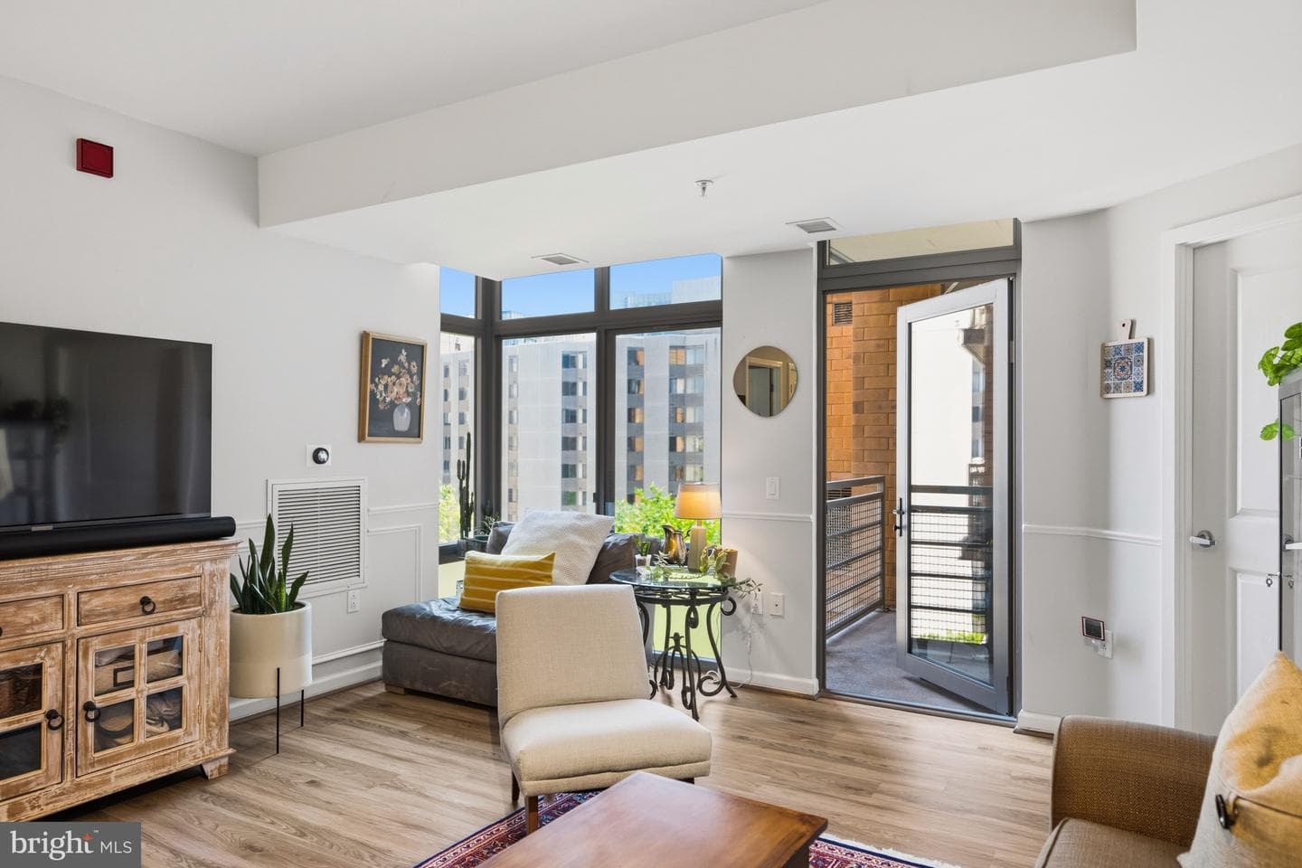 440 L Street NW #601 photo 6