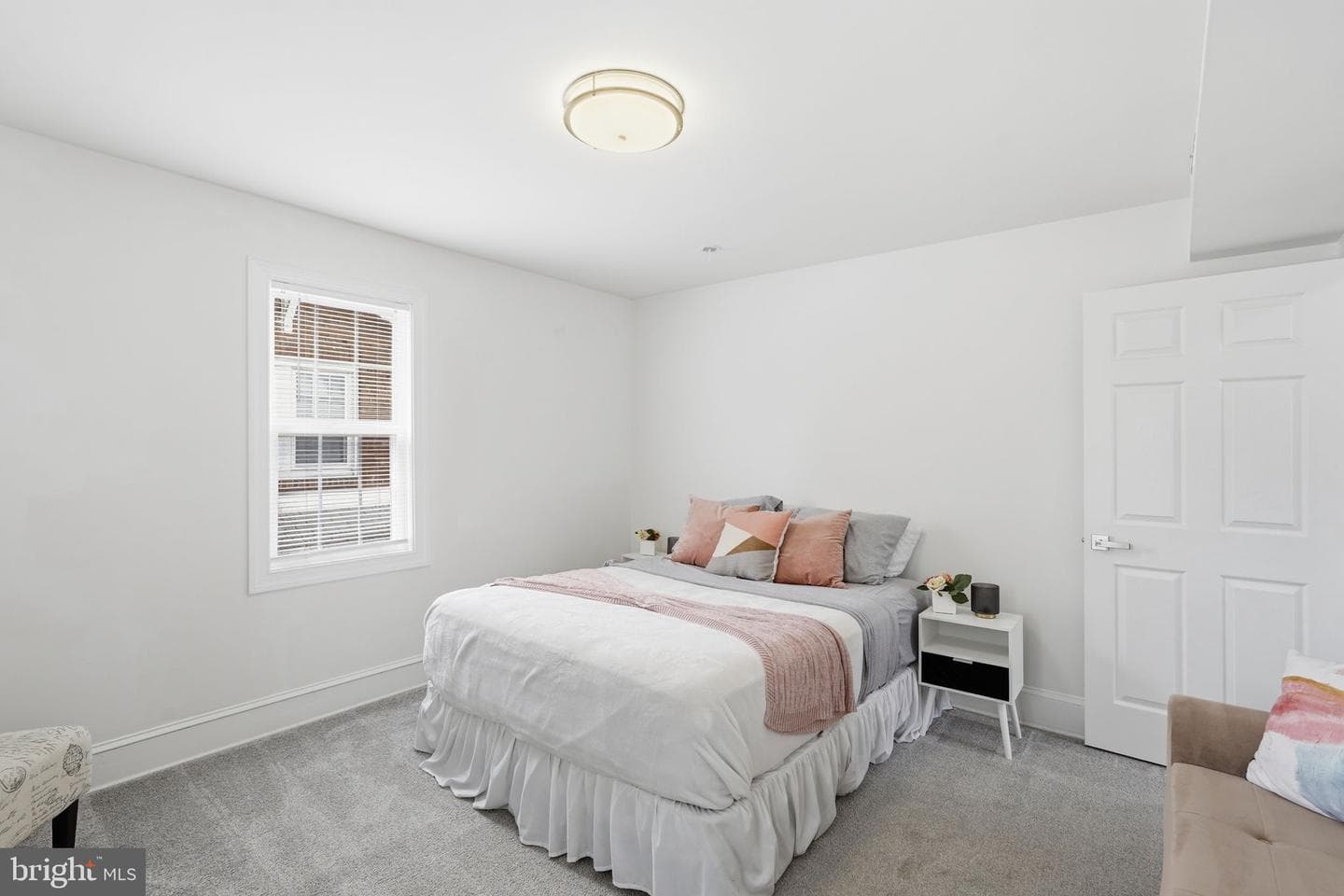 710 Van Buren Street NW photo 23