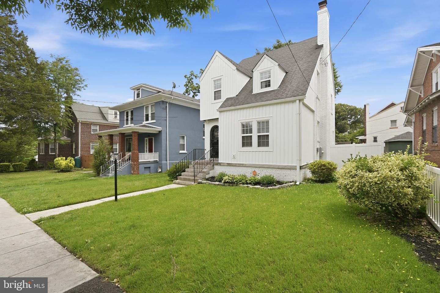 710 Van Buren Street NW photo 3