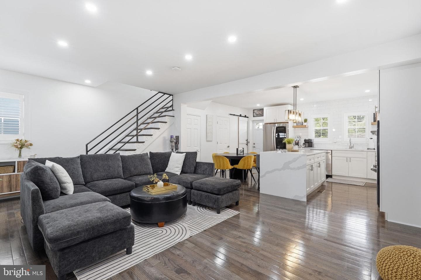 710 Van Buren Street NW photo 4