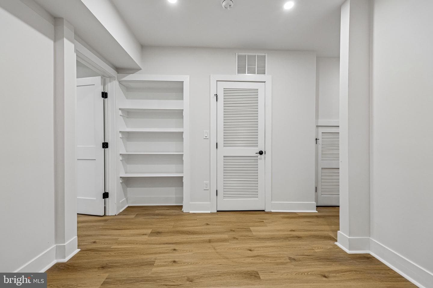 1645 West Virginia Avenue NE #1 photo 25