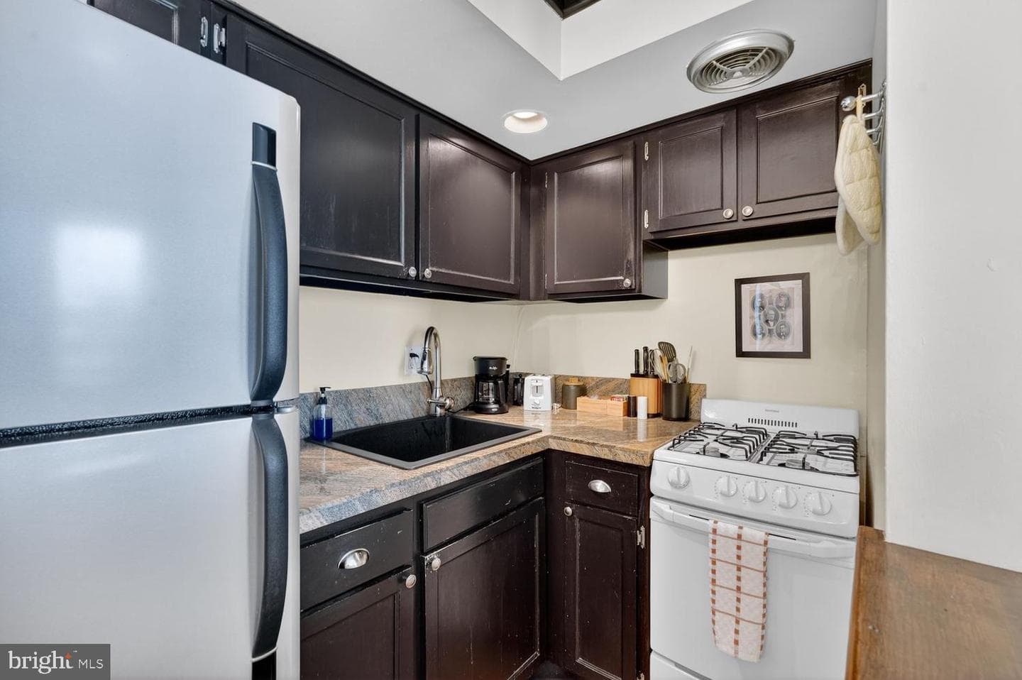 11 2nd Street NE #208 photo 7