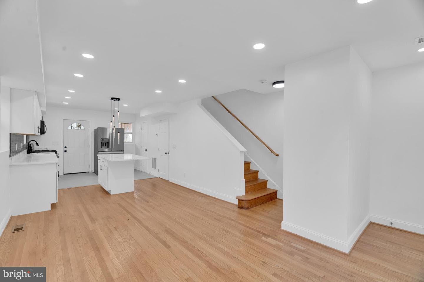 518 Oglethorpe Street NE photo 10