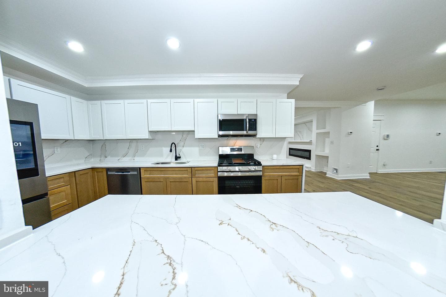 3704 Suitland Road SE photo 8