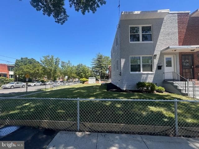5821 5th Street NE photo 1