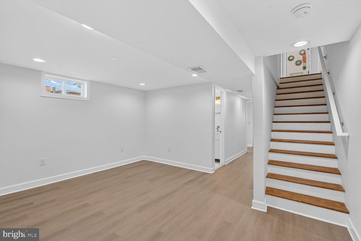 5821 5th Street NE photo 19