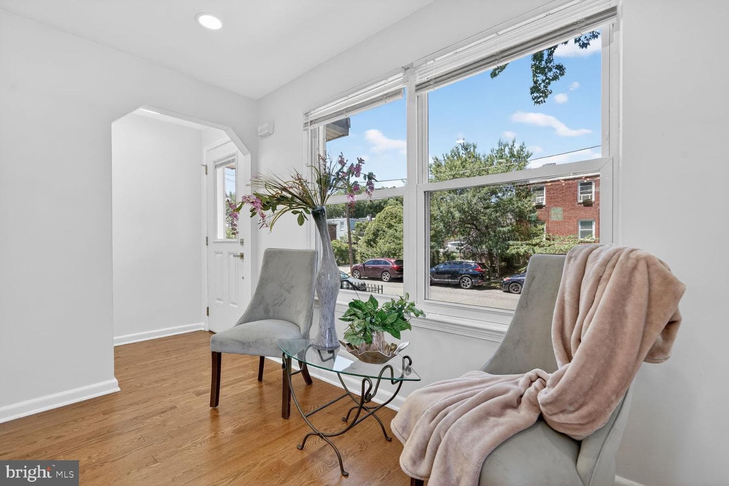 5821 5th Street NE photo 2