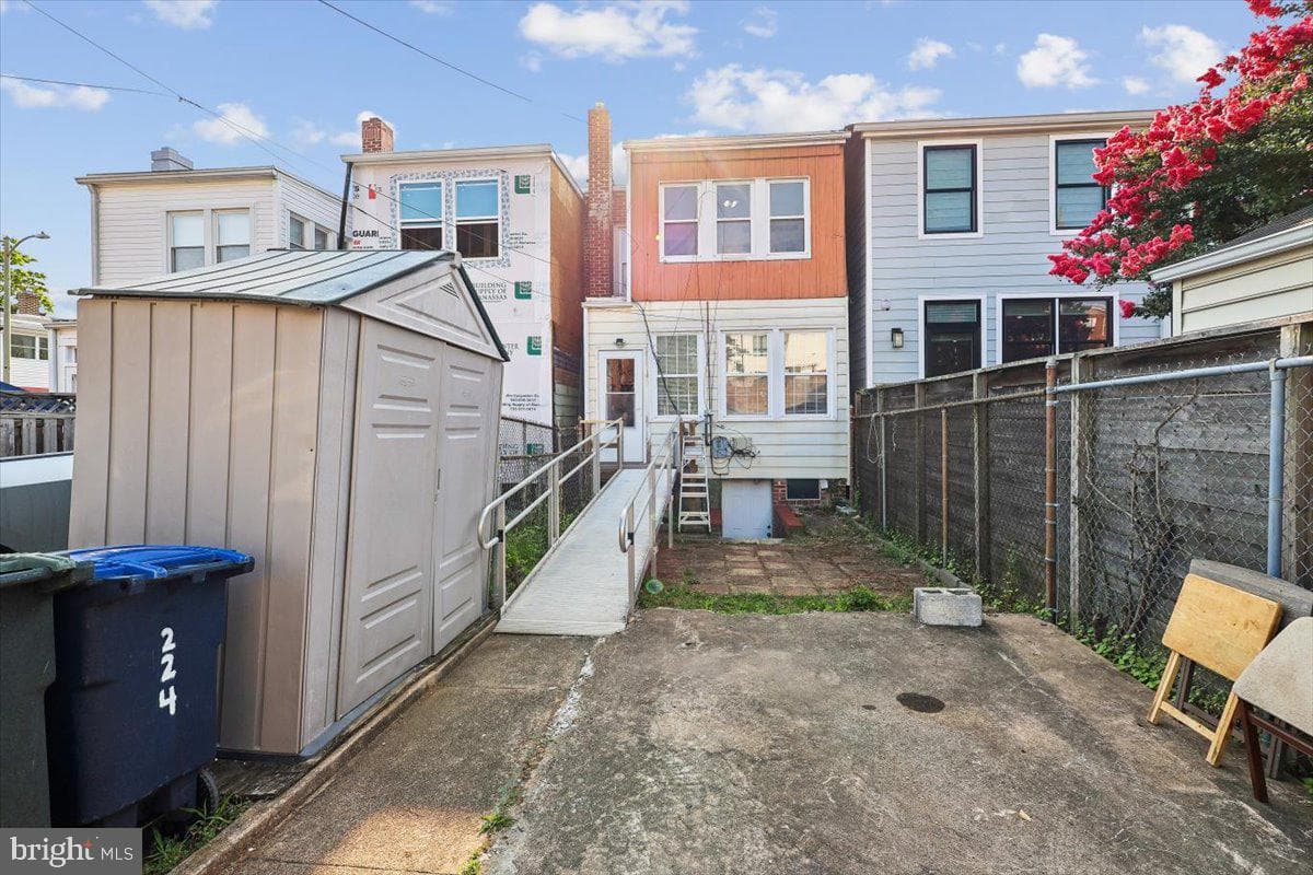 224 17th Street NE photo 35