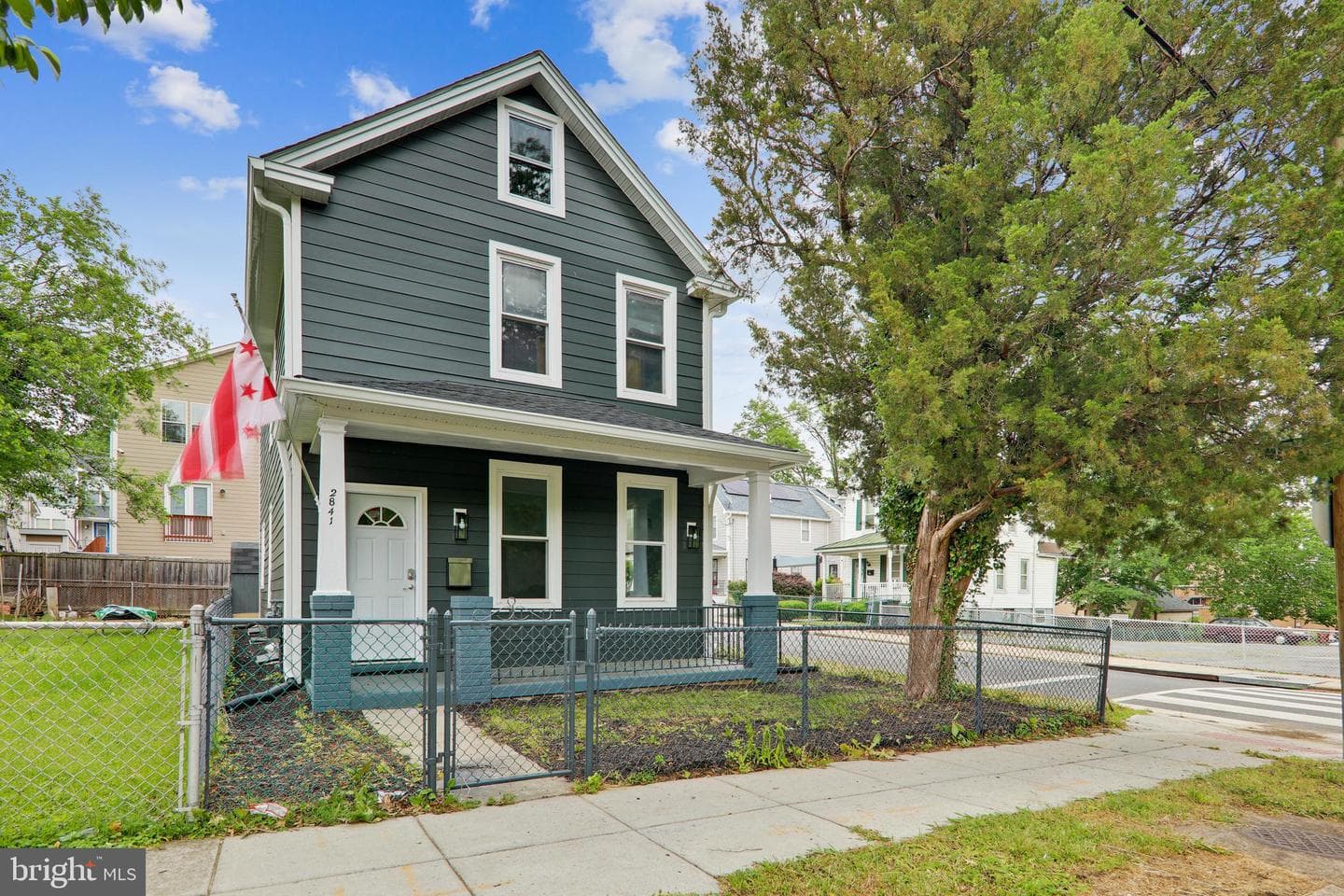 2841 Mills Avenue NE, Washington