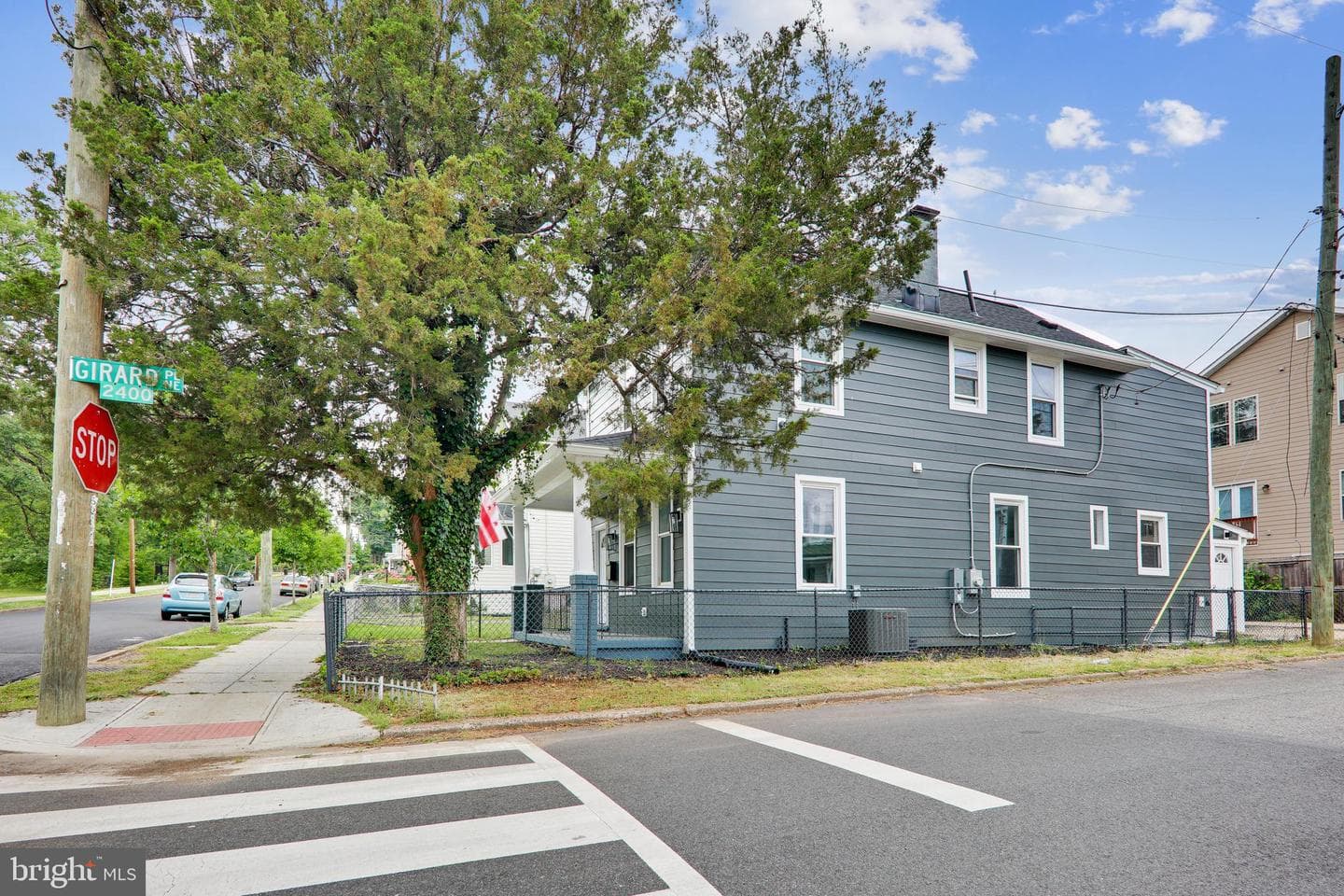 2841 Mills Avenue NE, Washington