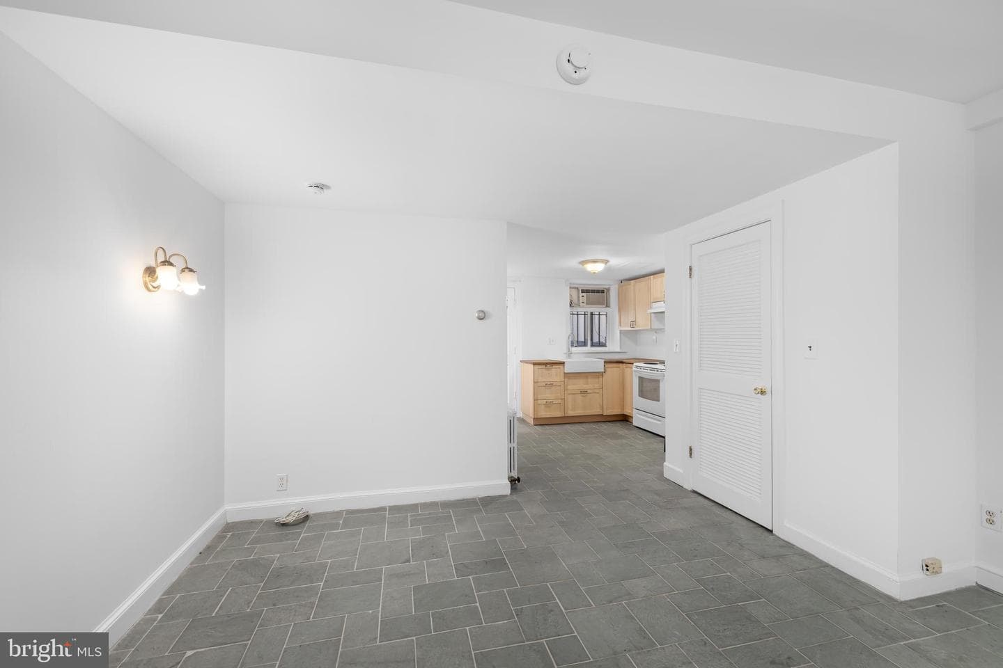 123 4th Street SE photo 28