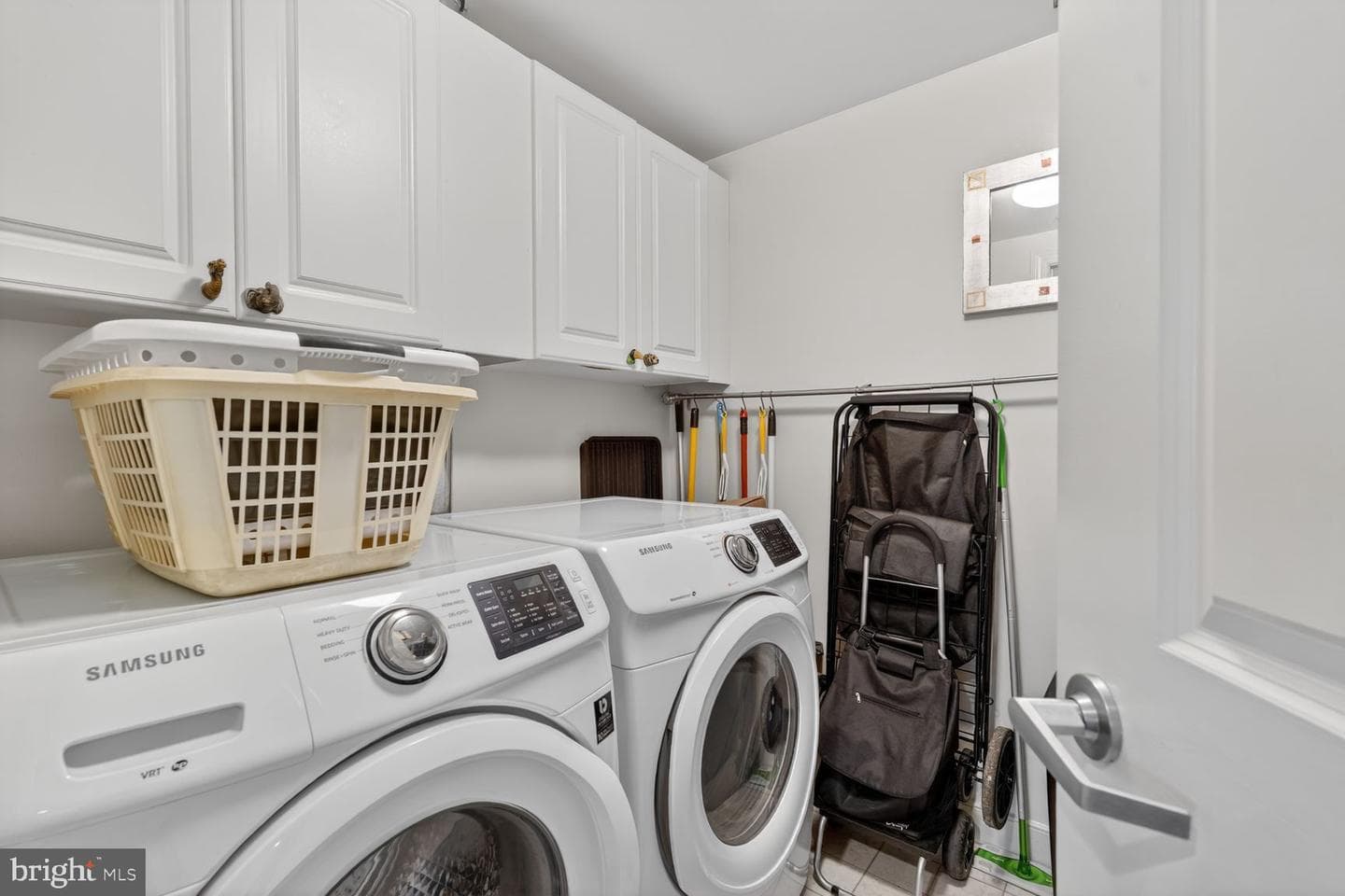 777 7th Street NW #1119 photo 13