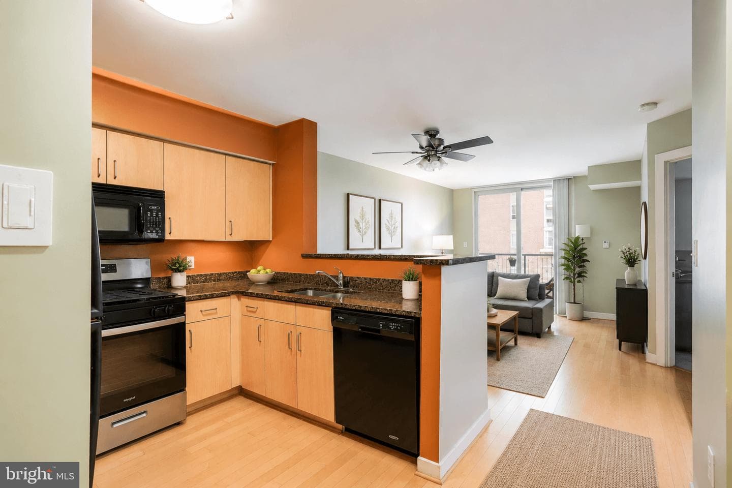 1000 New Jersey Avenue SE #304 photo 1