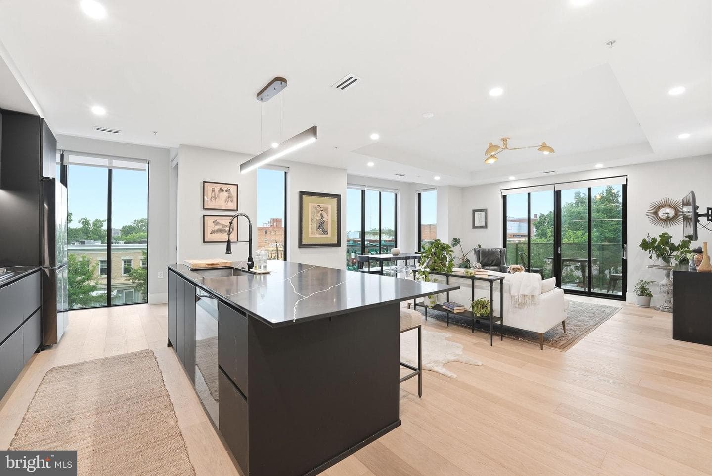 3219 Wisconsin Avenue NW #301, Washington