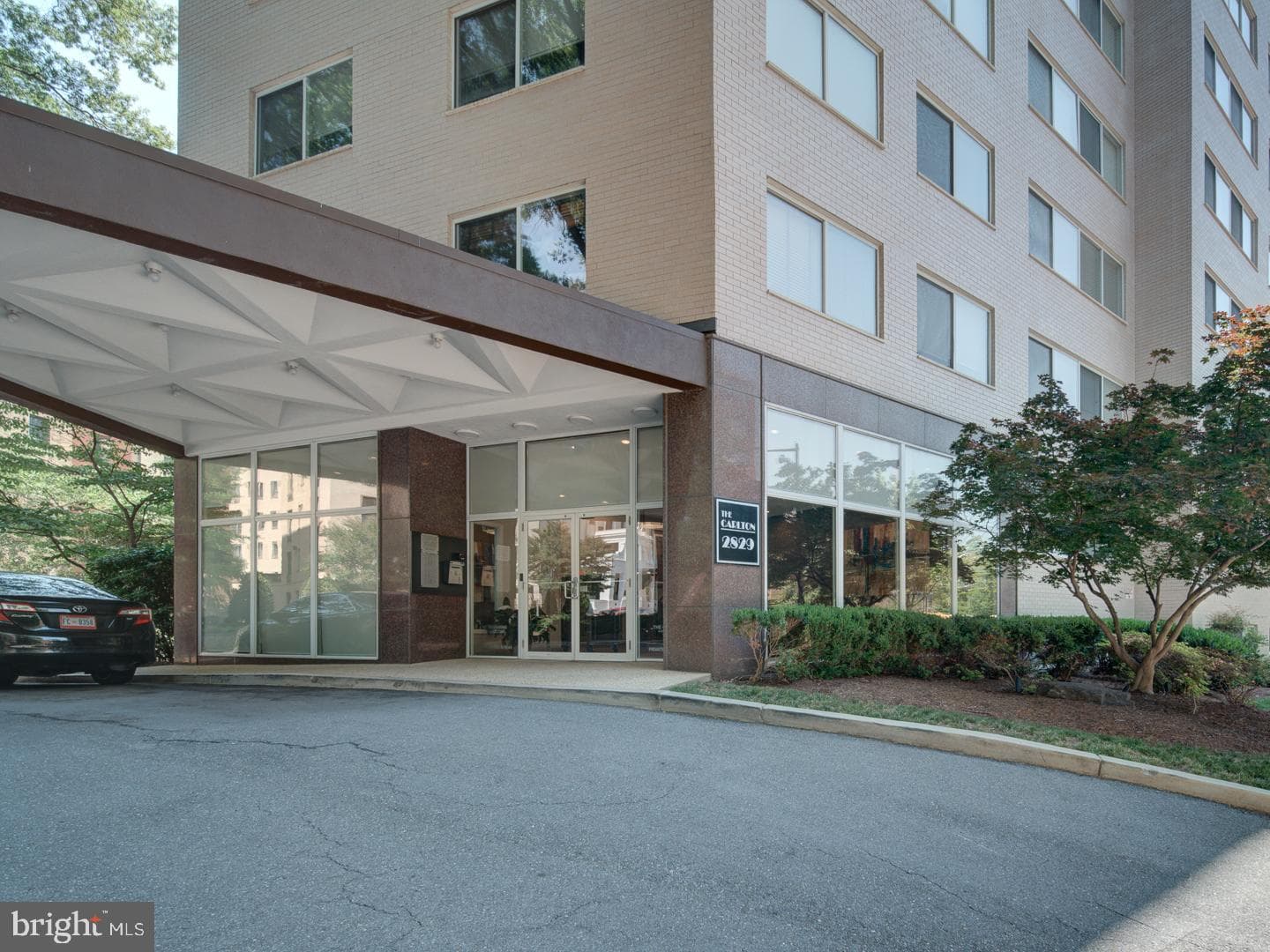 2829 Connecticut Avenue NW #606 photo 1