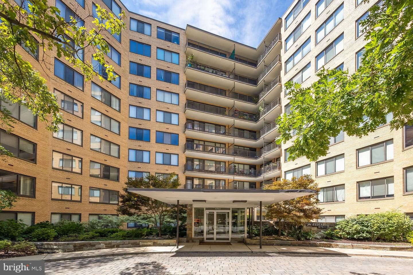 4740 Connecticut Avenue NW #102