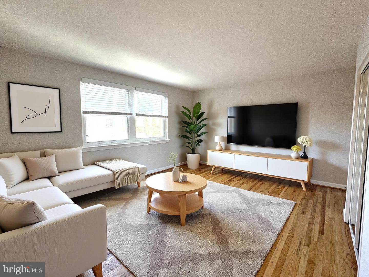 1627 Massachusetts Avenue SE #302, Washington