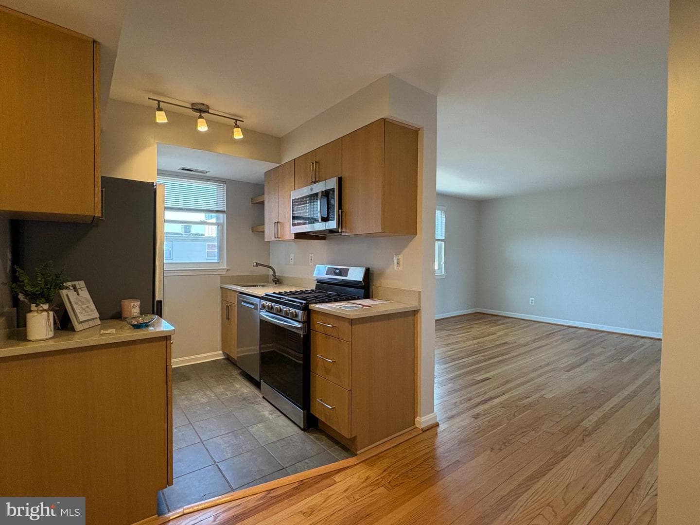 1627 Massachusetts Avenue SE #302 photo 6