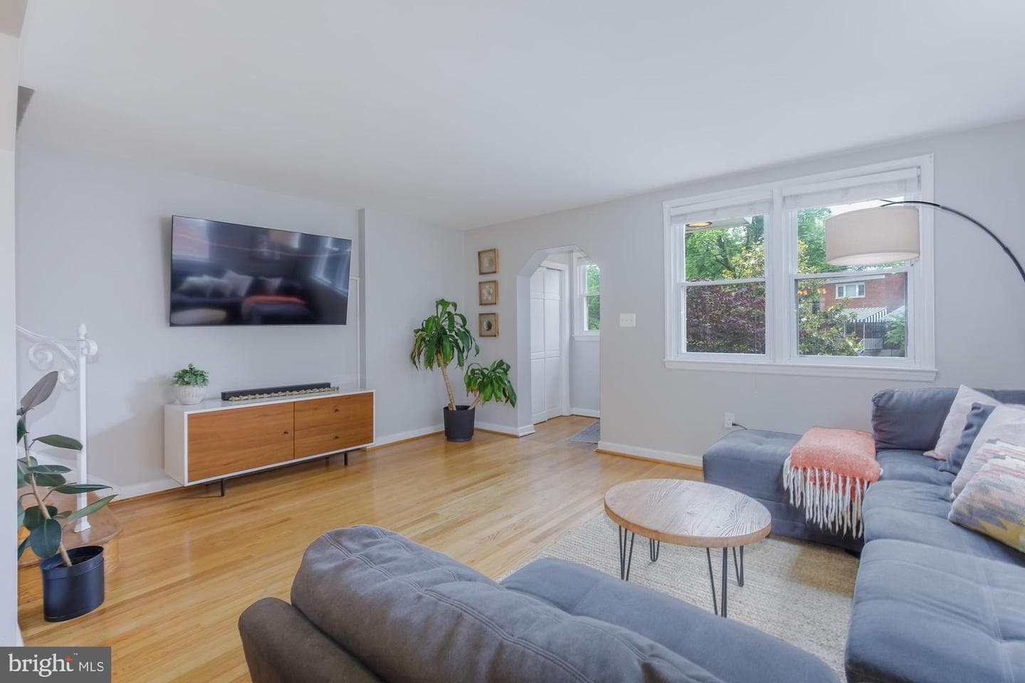6015 7th Place NW photo 5