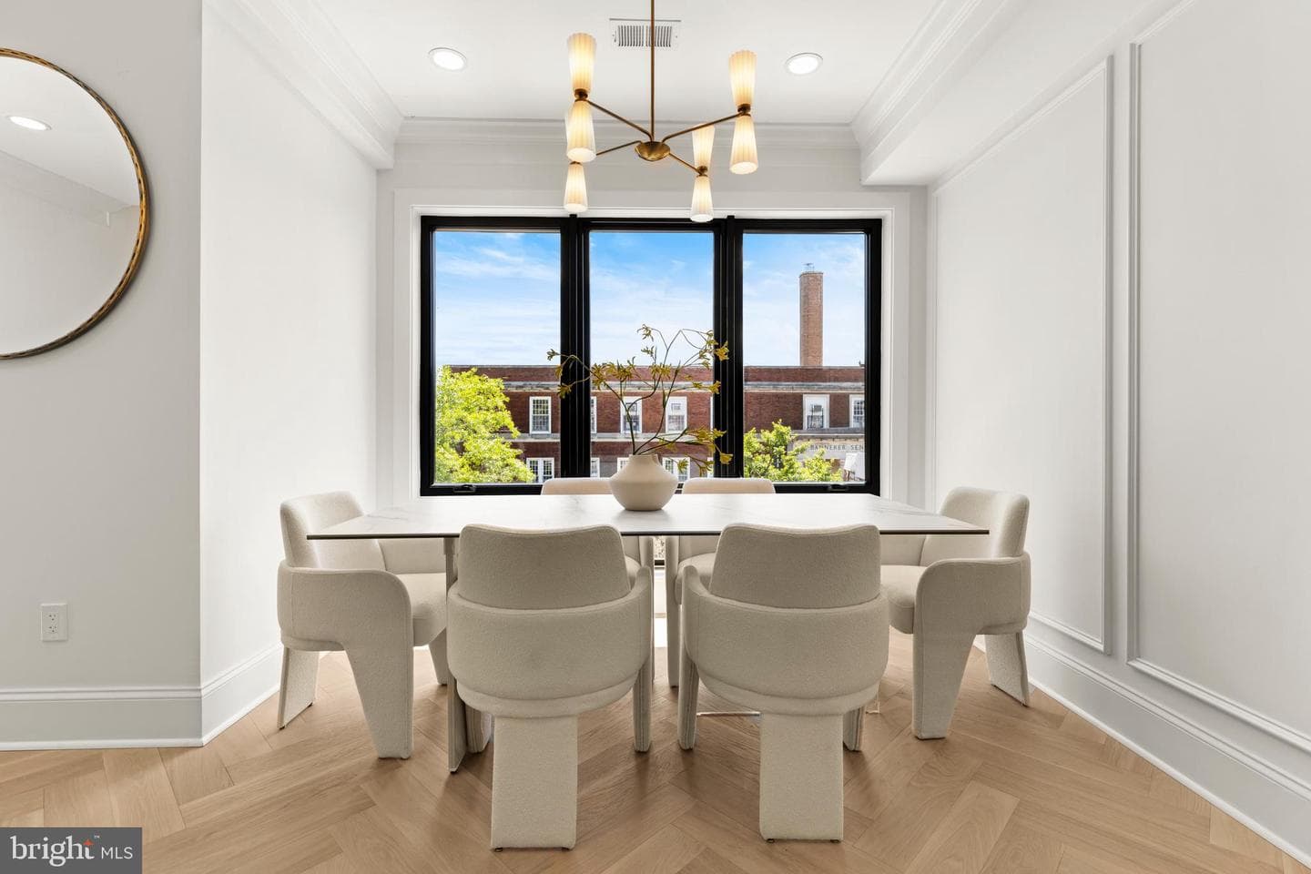 733 Euclid Street NW #303 photo 15