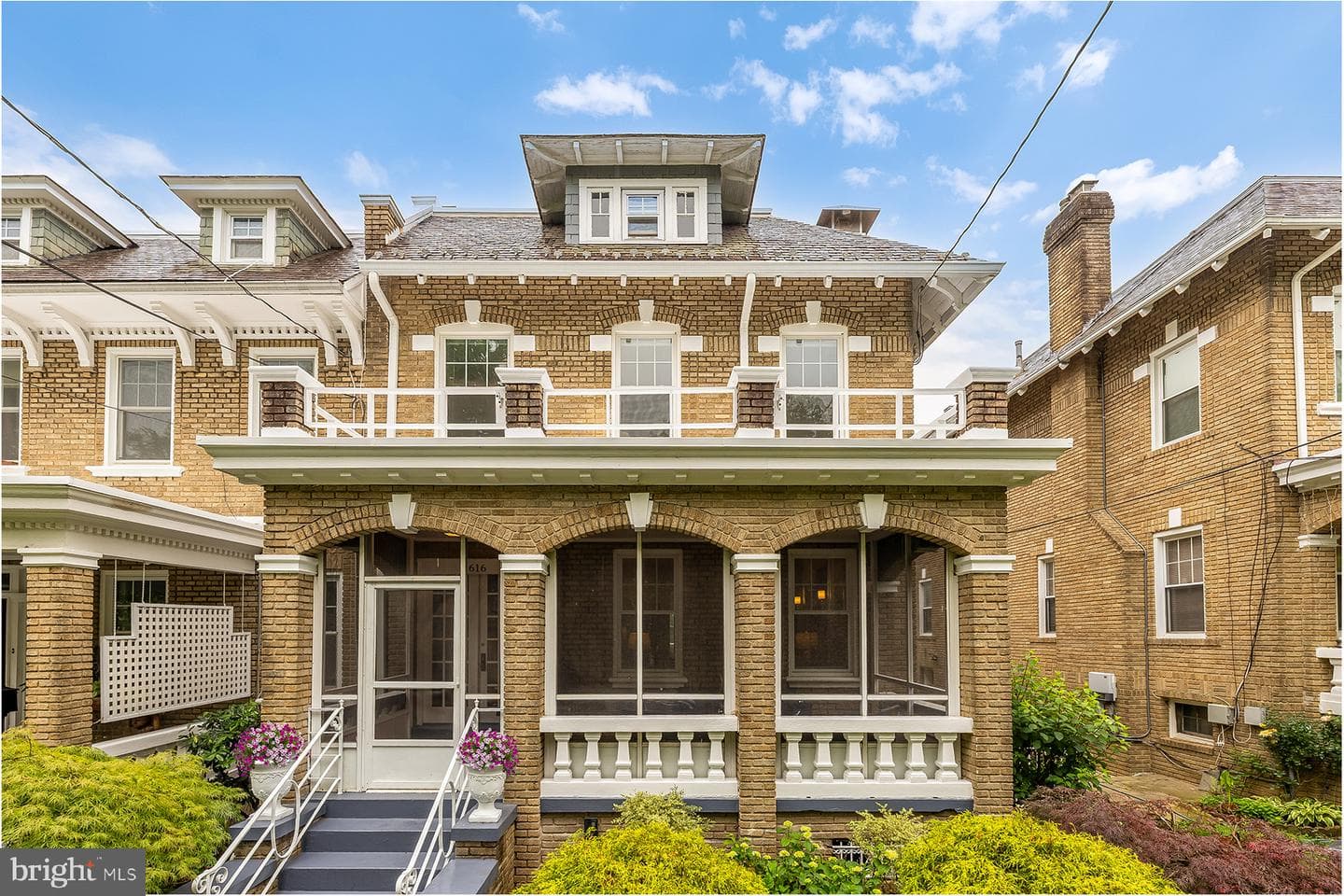 1616 Webster Street NW photo 2