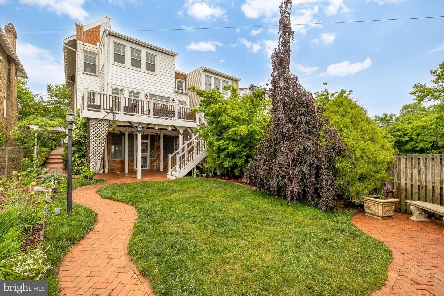 1616 Webster Street NW photo 57