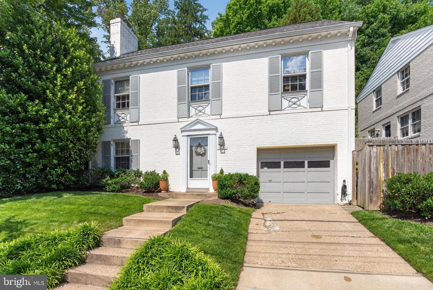 5721 Macarthur Boulevard NW, Washington
