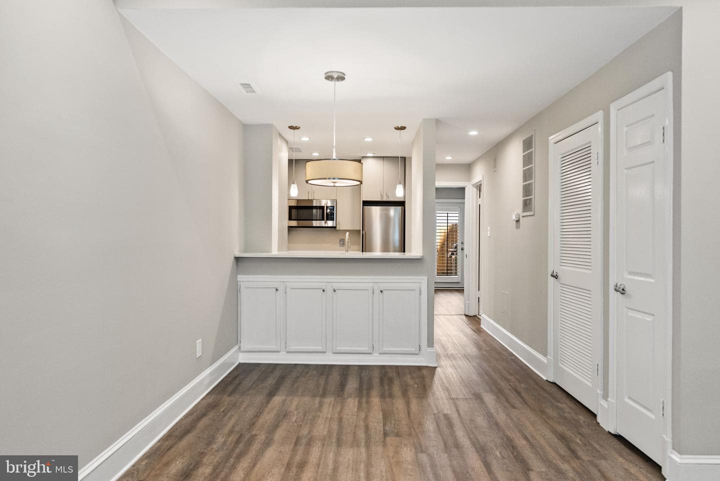 2011 Hillyer Place NW photo 15