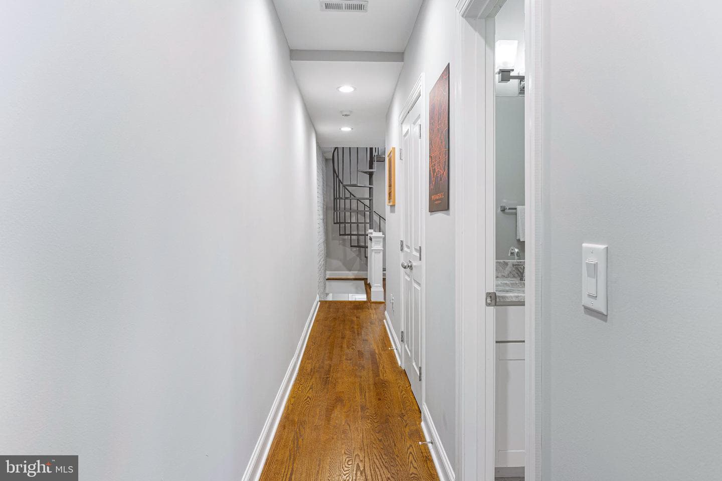 1322 Quincy Street NW photo 27