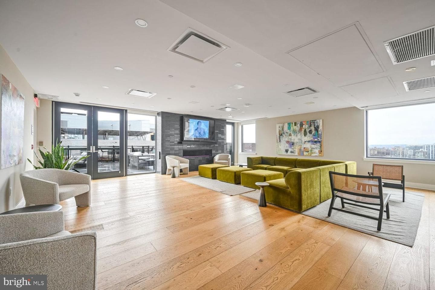 37 L Street SE #802 photo 18