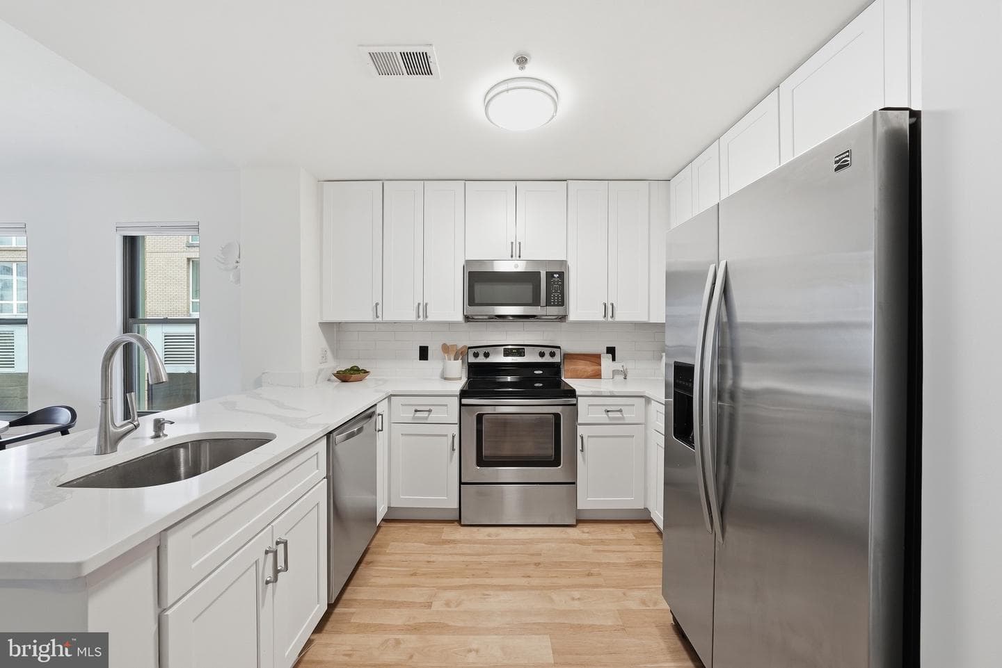 910 M Street NW #203 photo 13