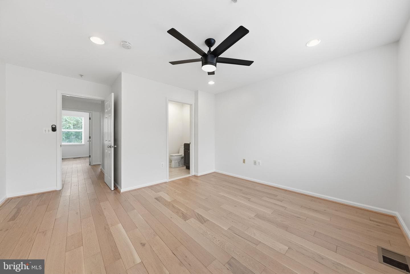1344 Half Street SW #1344 photo 12