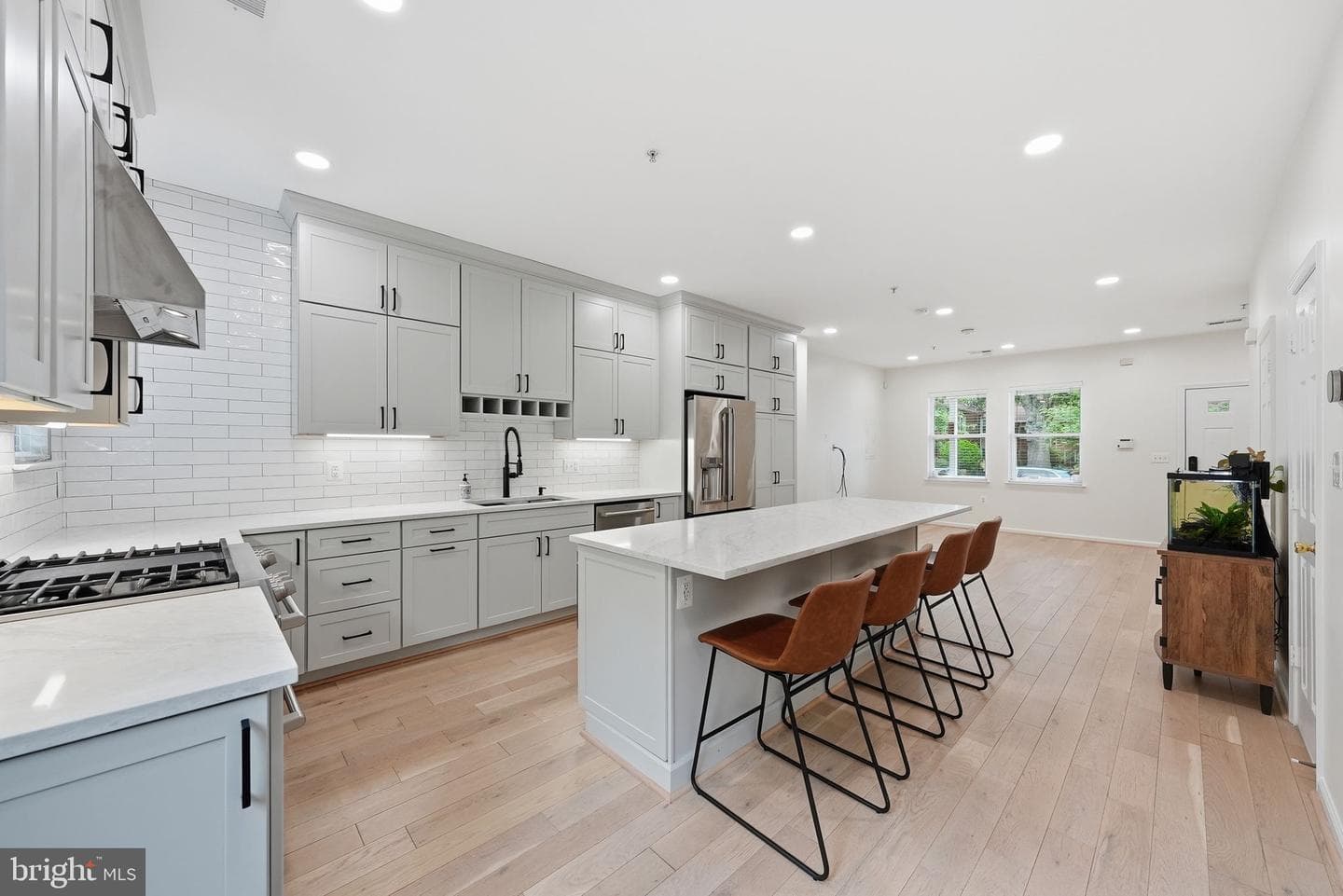 1344 Half Street SW #1344 photo 4