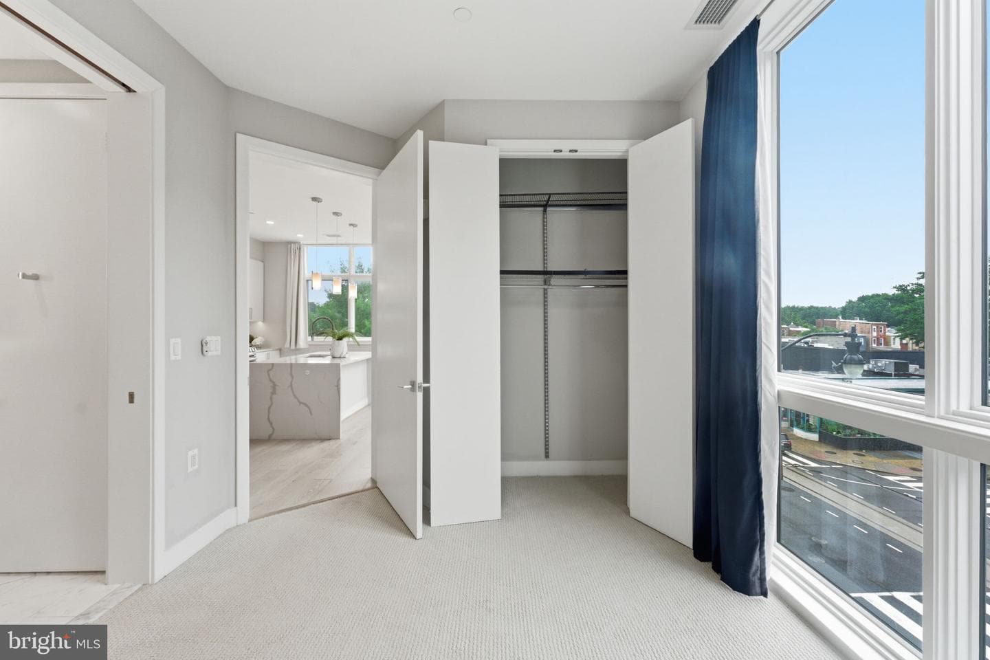 646 H Street NE #304 photo 25