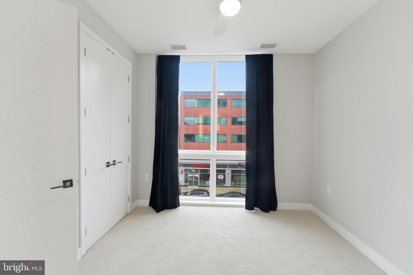 646 H Street NE #304 photo 26