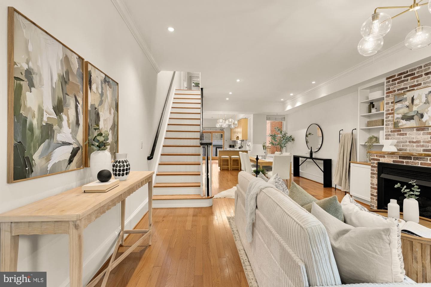 502 12th Street NE, Washington