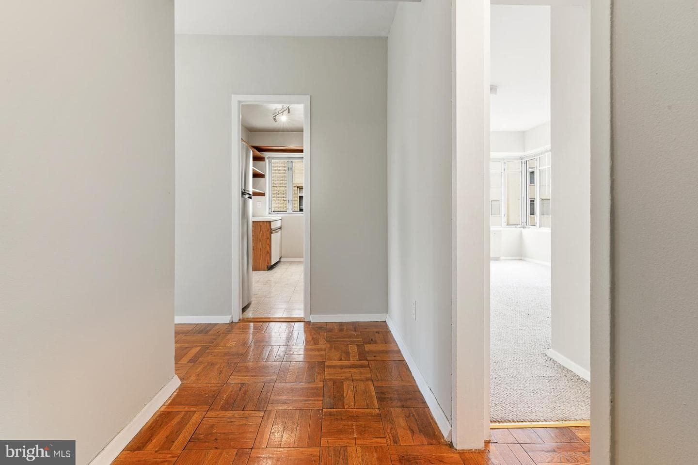 1711 Massachusetts Avenue NW #628 photo 7