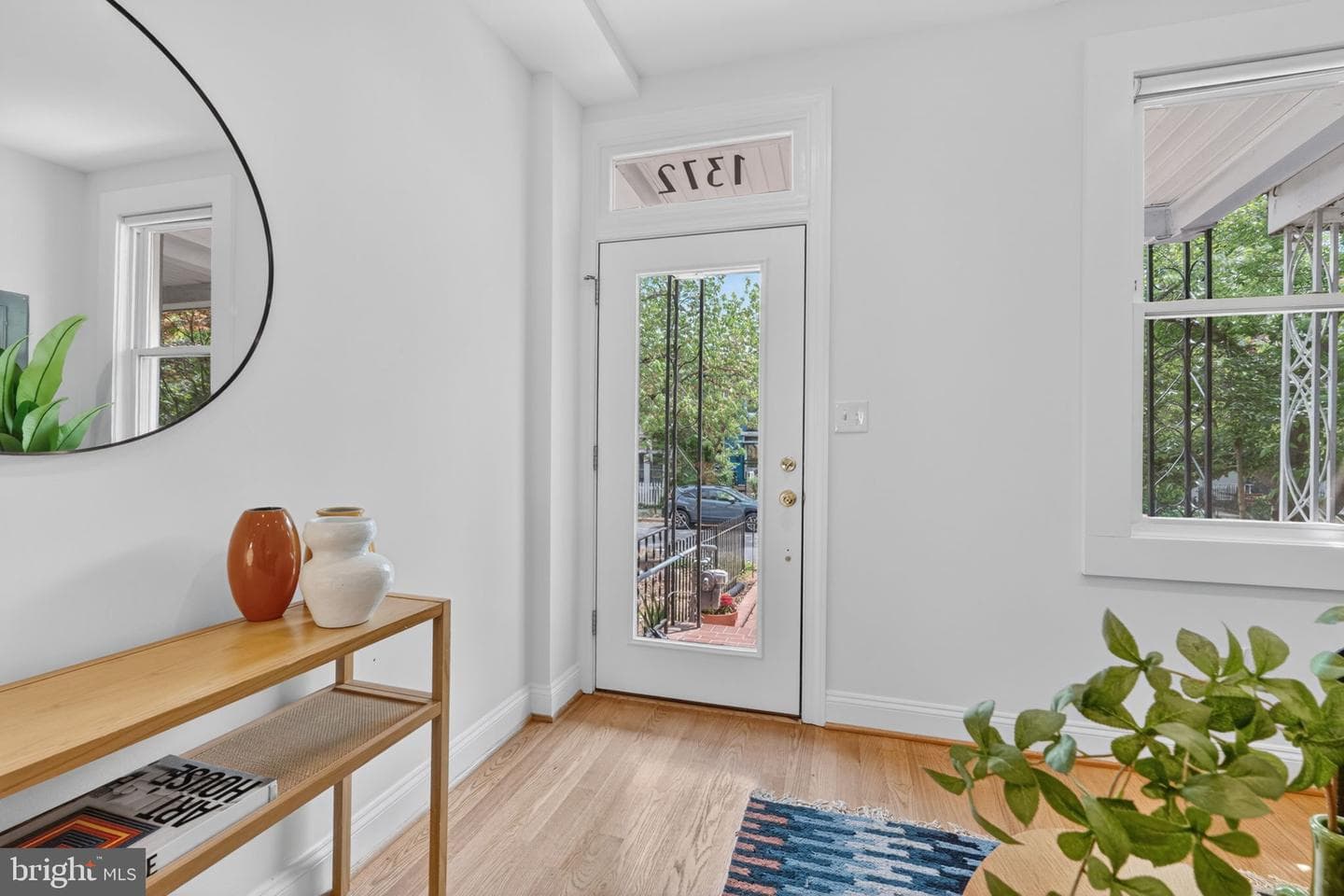 1372 C Street NE photo 10