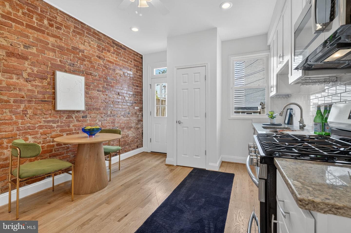 1372 C Street NE photo 15