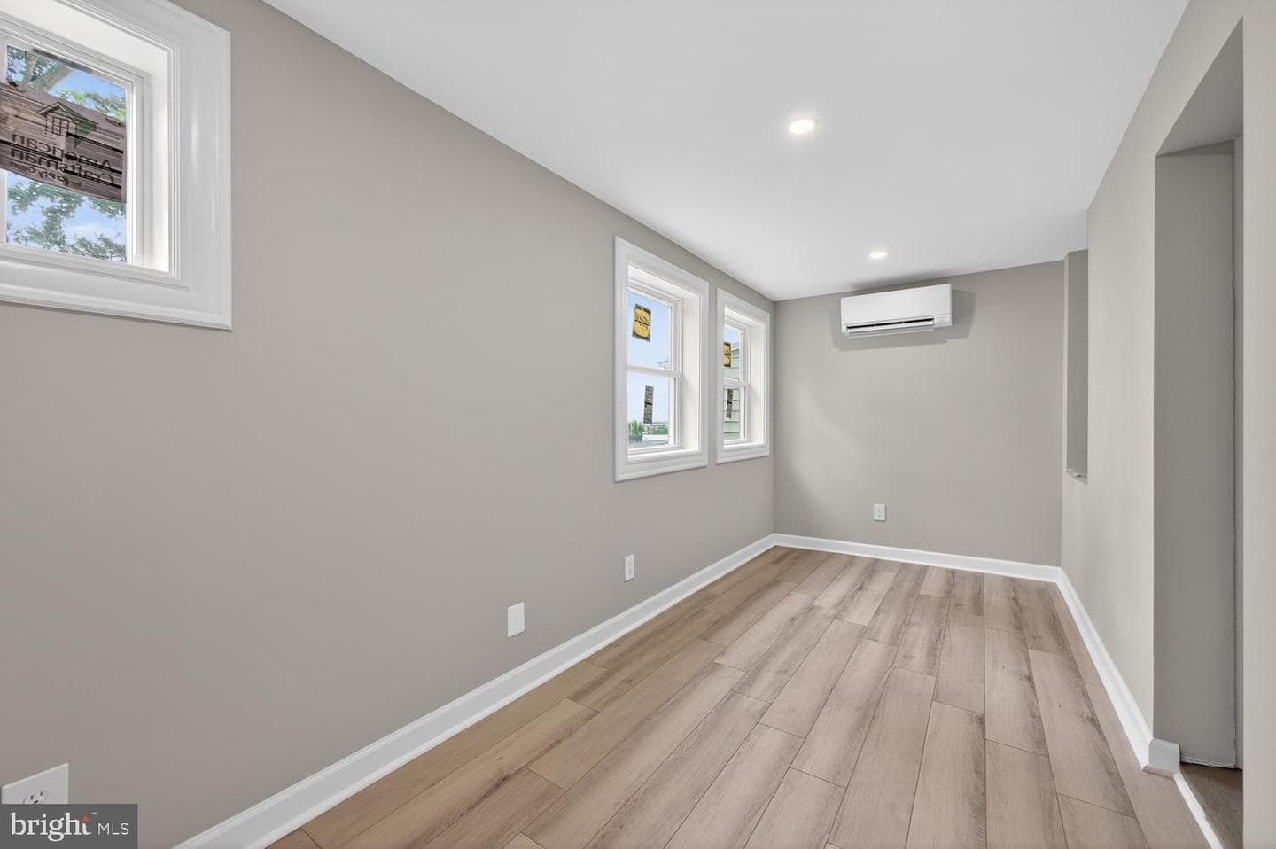 318 Varnum Street NW photo 31