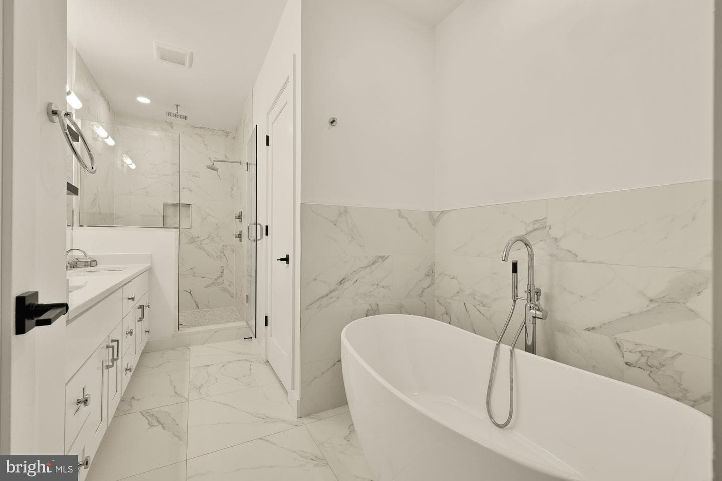 4129 8th Street NW #1 photo 32