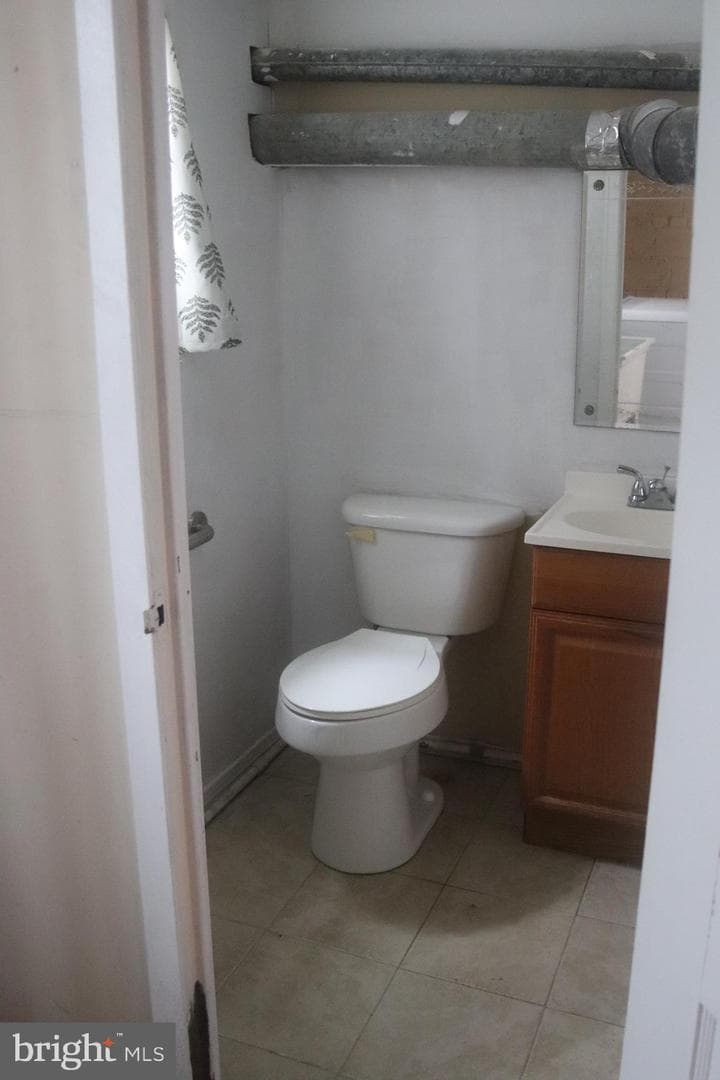 825 Barnaby Street SE photo 20