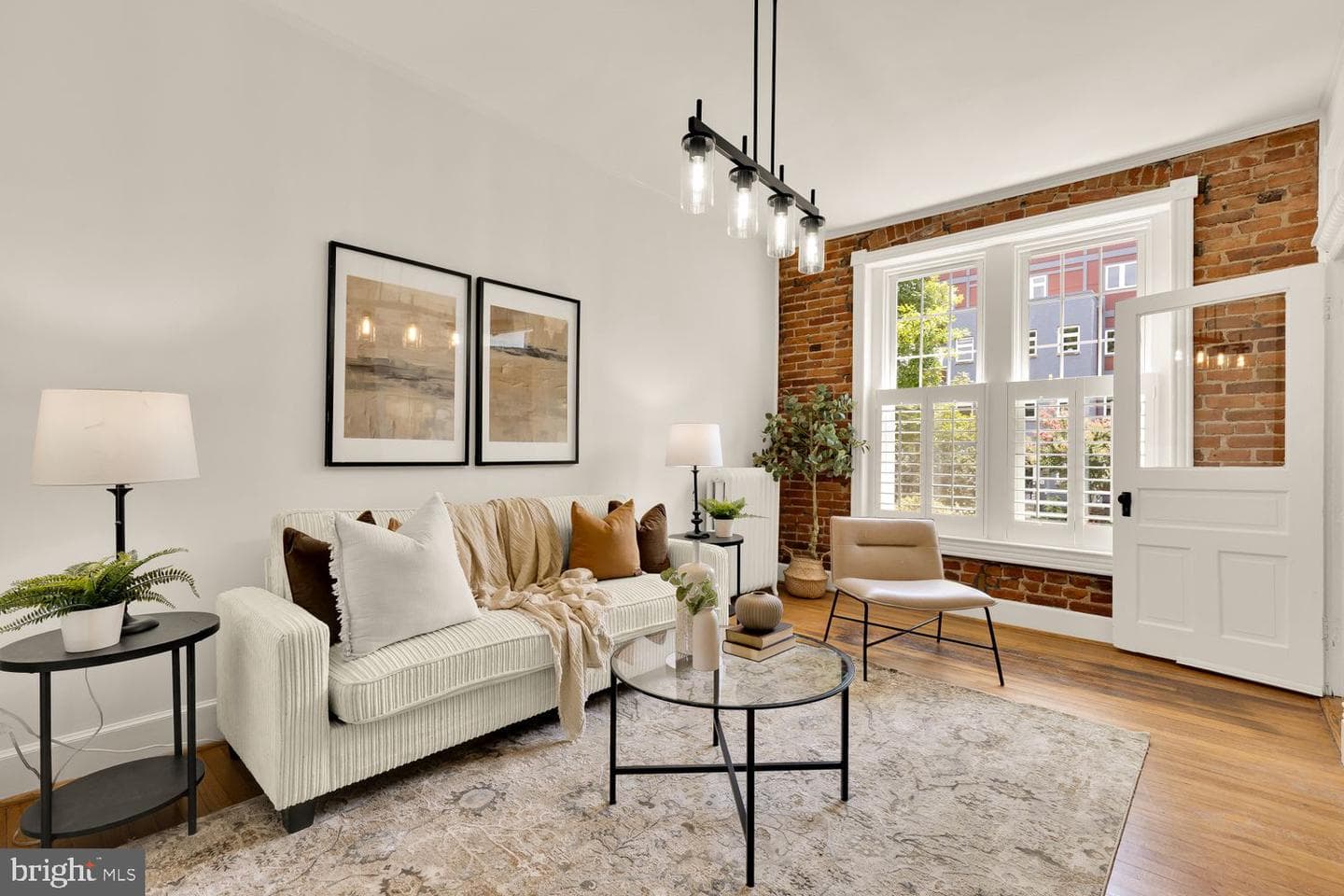 1430 K Street SE photo 3